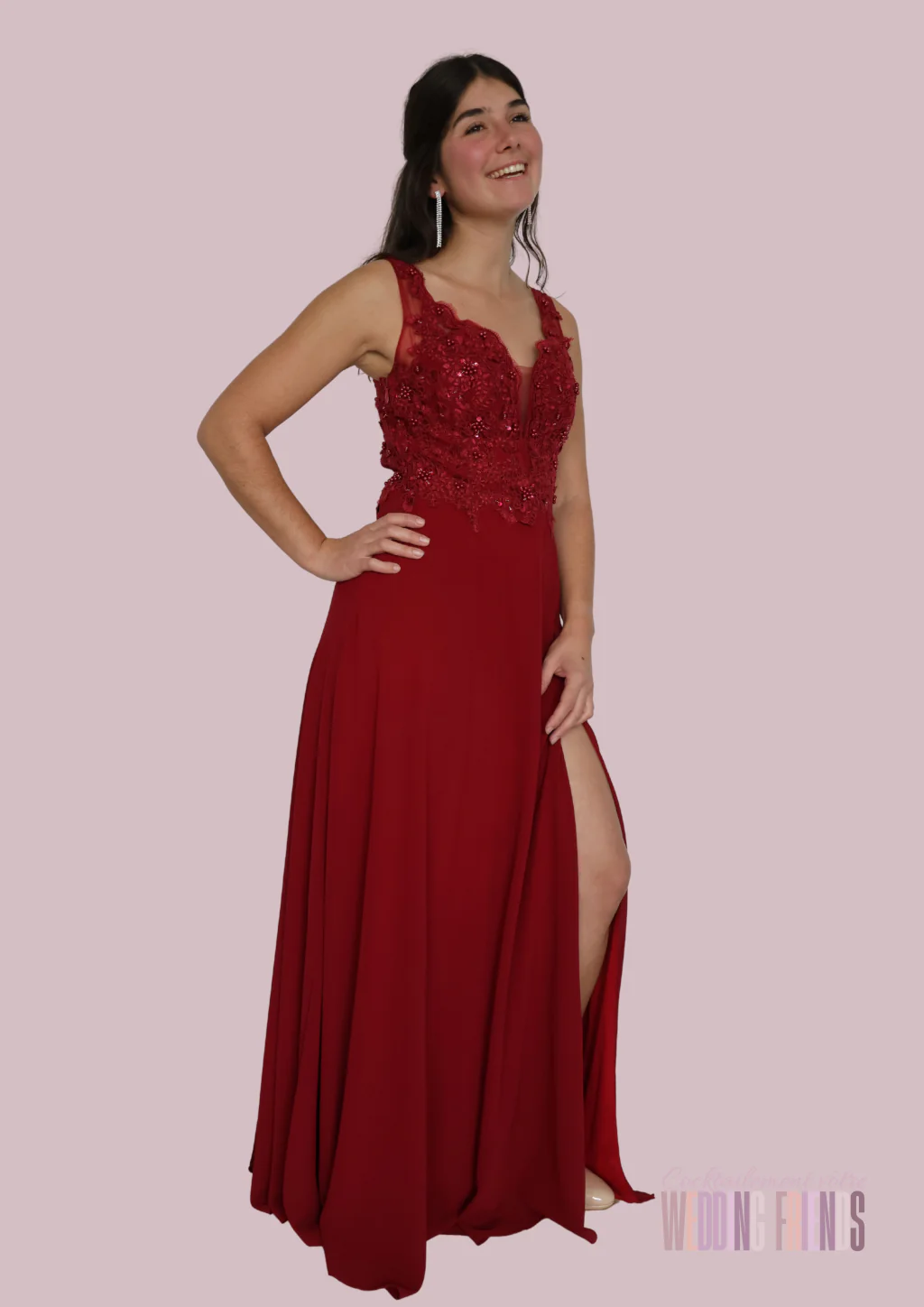 Robe de cocktail et de soirée rouge grenat